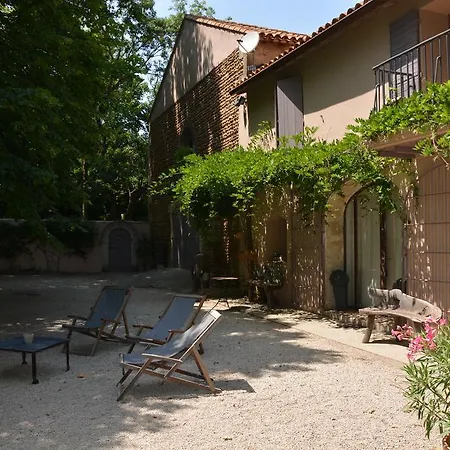 Maison d'hôtes De Gion Arles